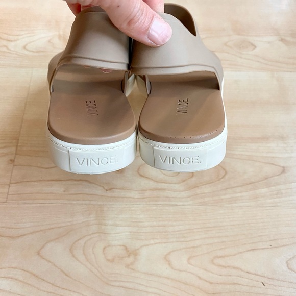 Vince Eres Rubber Slingback Sport Sandal Sand color - Picture 3 of 4